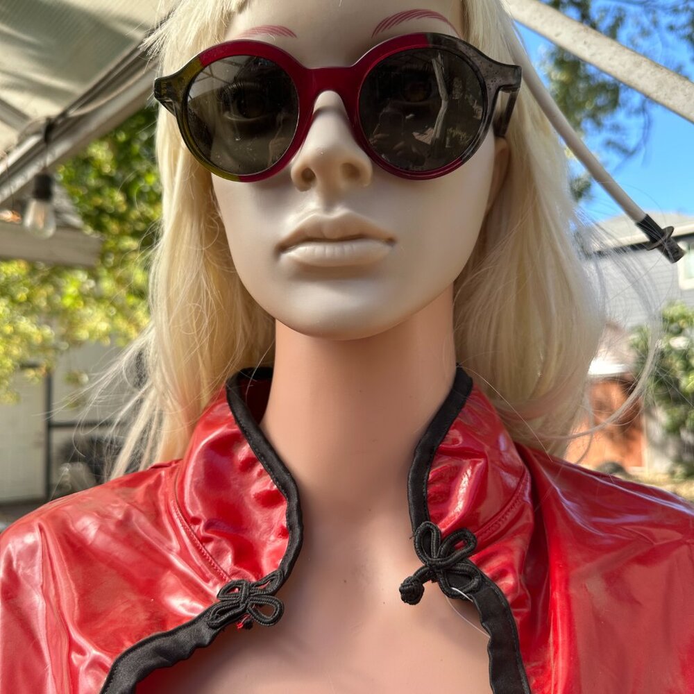 Geniune Fendi in Italy sunglasses